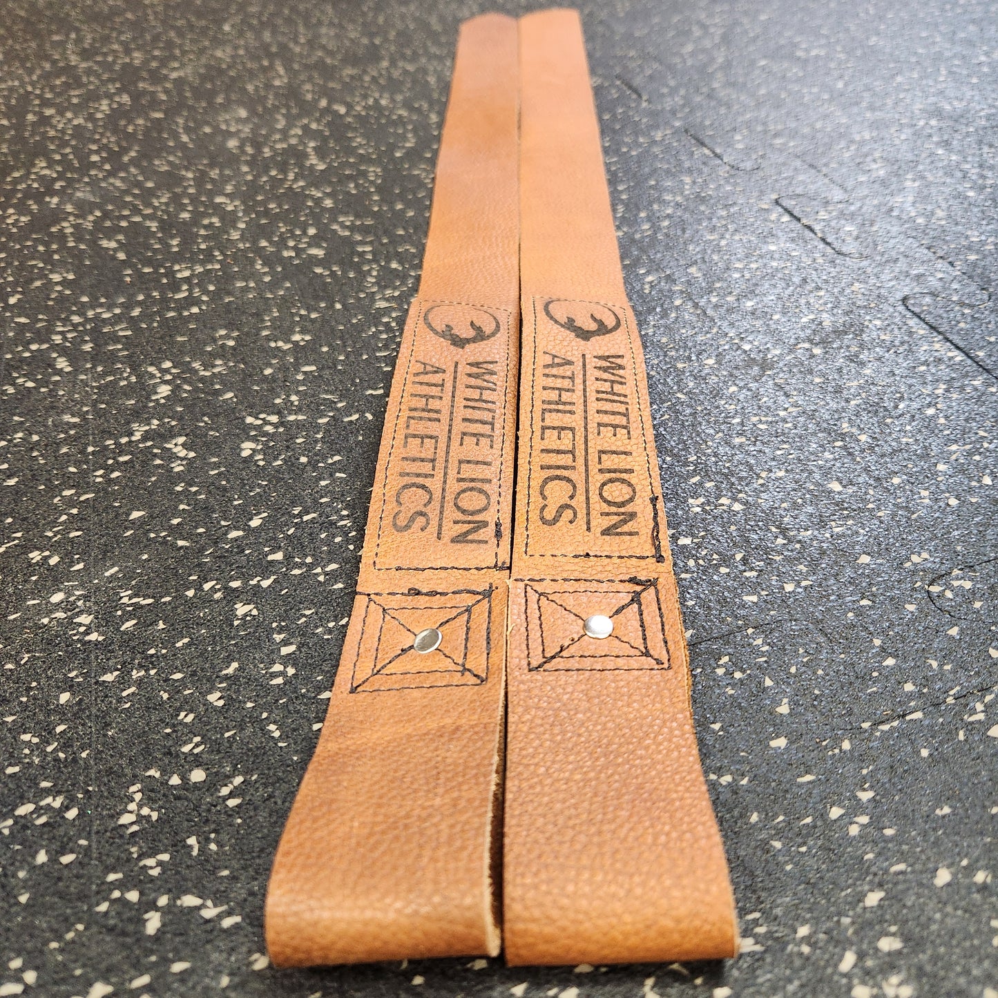 Leather weightlifting straps made in Canada