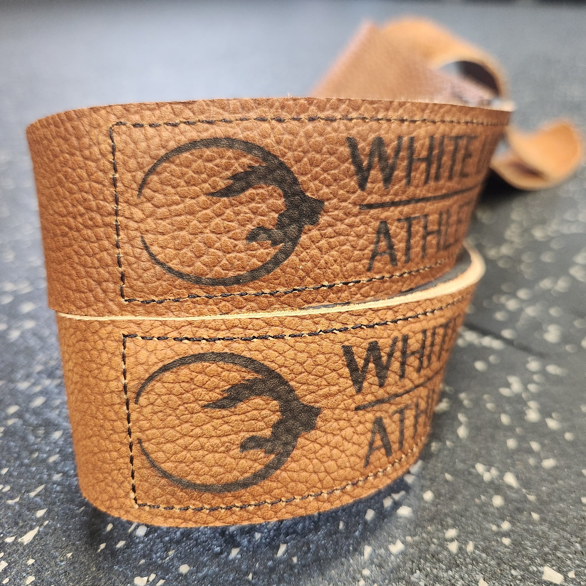 Leather weightlifting straps  made in Canada